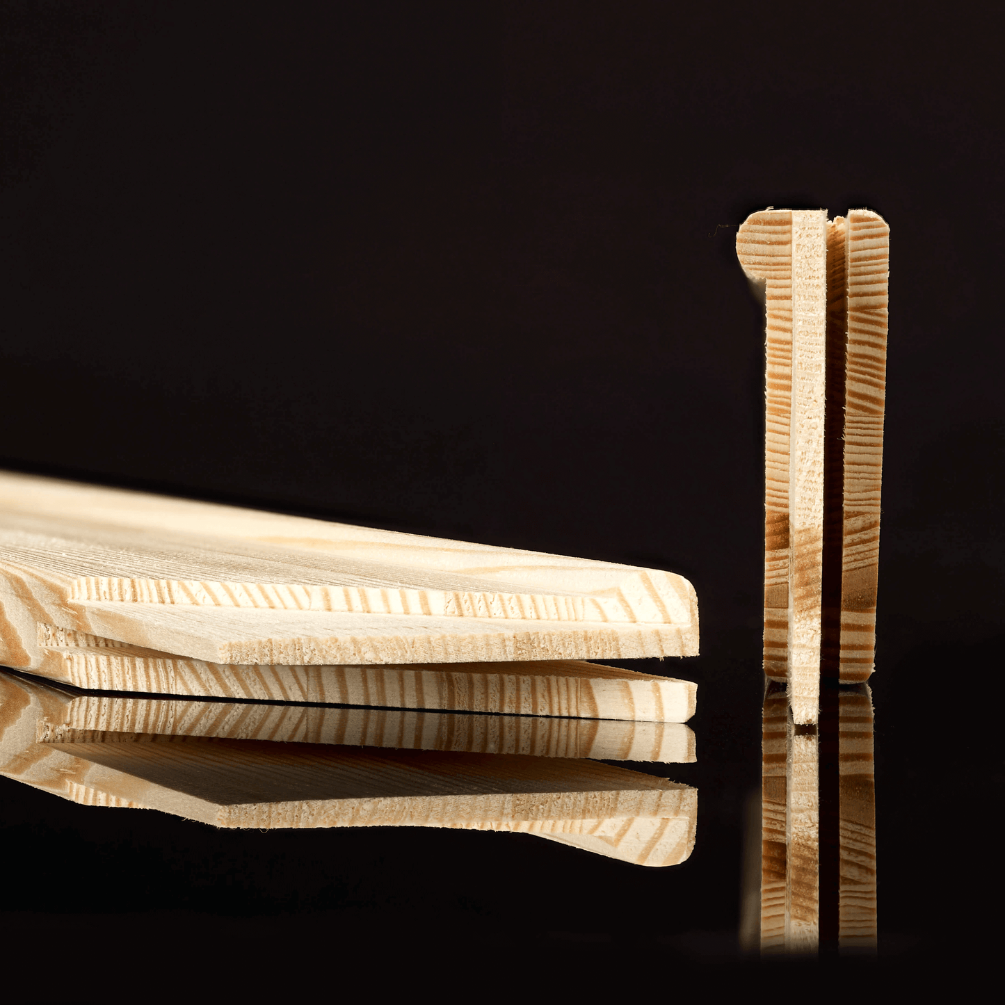 Durable DUO60 Stretcher Bar: 4 cm Profile Depth, Gluelaminated Wood, Ideal for Large Paintings